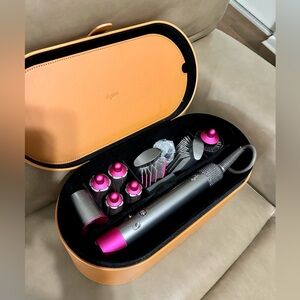 First-generation Dyson Airwrap™ styler Complete Nickel/Fuchsia